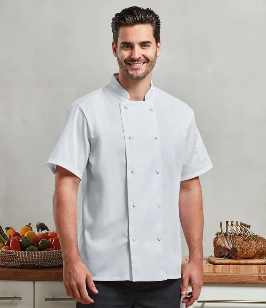 PR902 WHI MODEL 1 HERO.webp